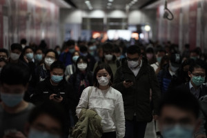 Китай показал миру мастер-класс по мобилизации населения и ресурсов на борьбу с эпидемией